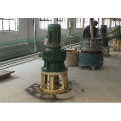 傳滬機械供應輸送機，攪拌機